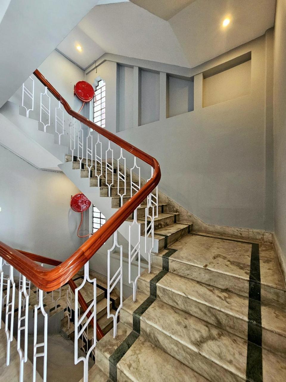 Hotel Vishal Силигури Экстерьер фото