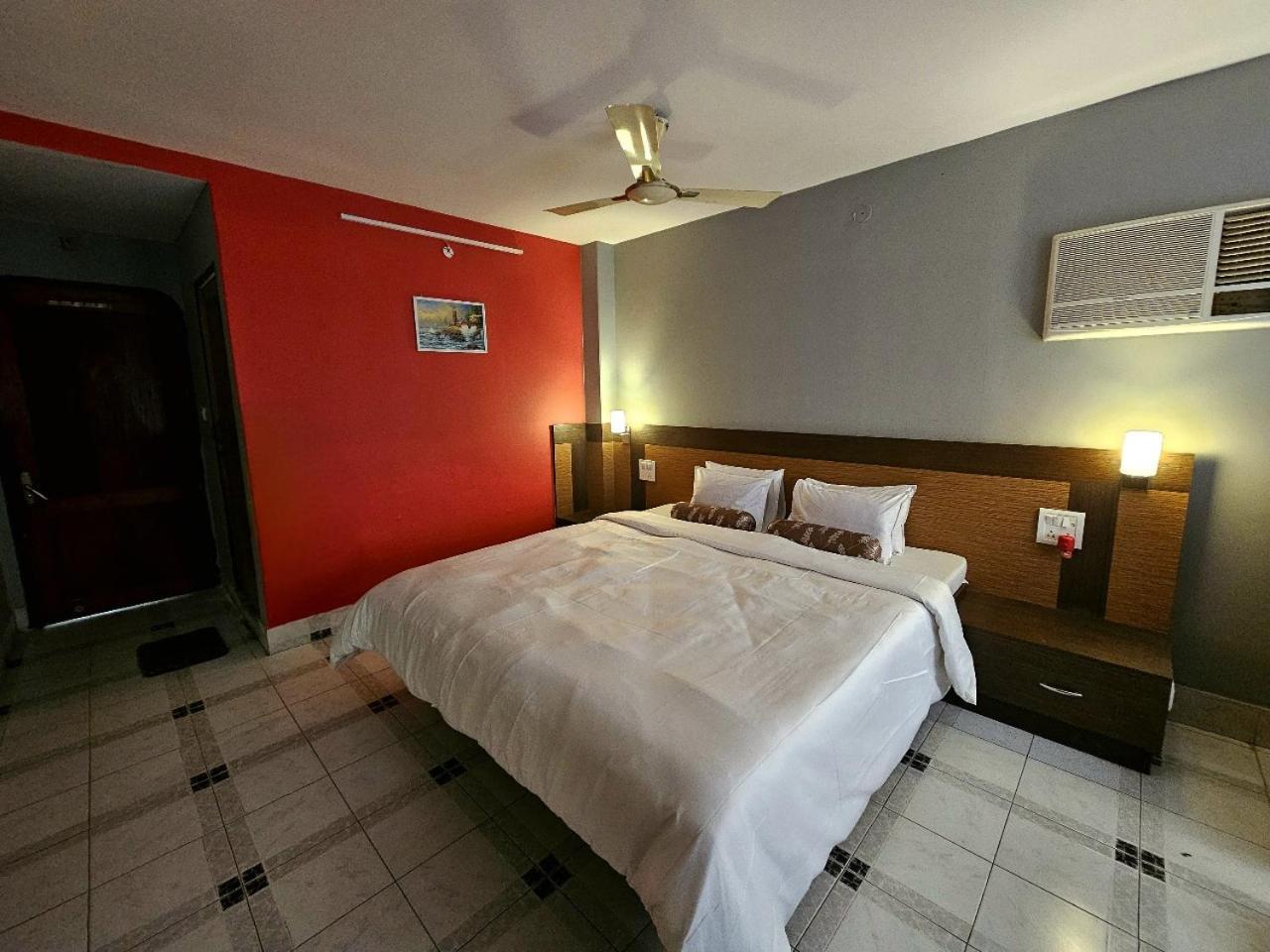 Hotel Vishal Силигури Экстерьер фото